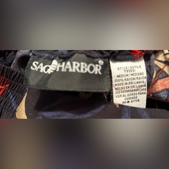 Sag Harbor Black Red Blue Floral Skirt - Picture 3 of 3